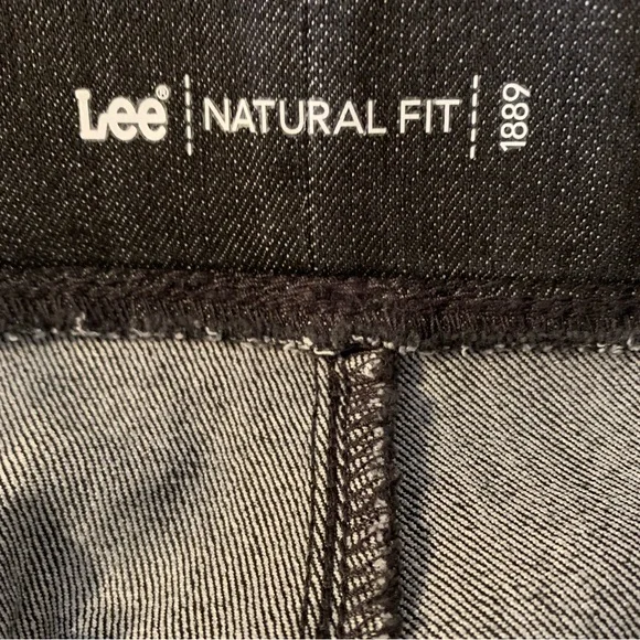Lee Natural Fit Black Jeans Size 18 - Picture 5 of 7